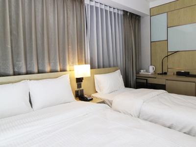 Myeongdong 4*